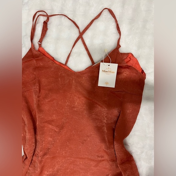 Elegant Rust Dress Miao Miao - Picture 2 of 2